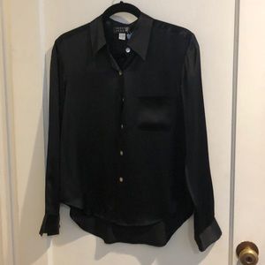 Spenser Jeremy Thick 100% Silk Button down Top